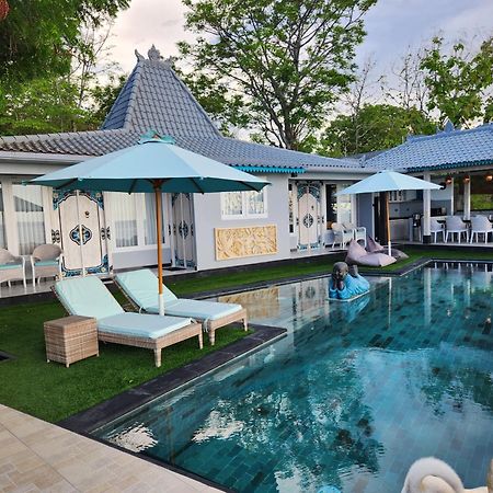 The Kayu Manis Villa 罗威那 外观 照片