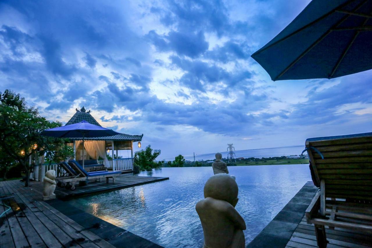 The Kayu Manis Villa 罗威那 外观 照片