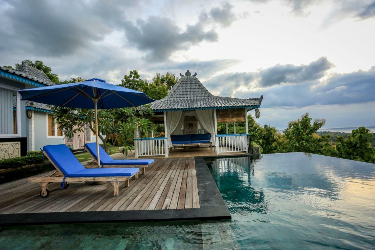 The Kayu Manis Villa 罗威那 外观 照片