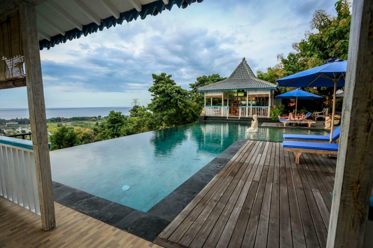 The Kayu Manis Villa 罗威那 外观 照片