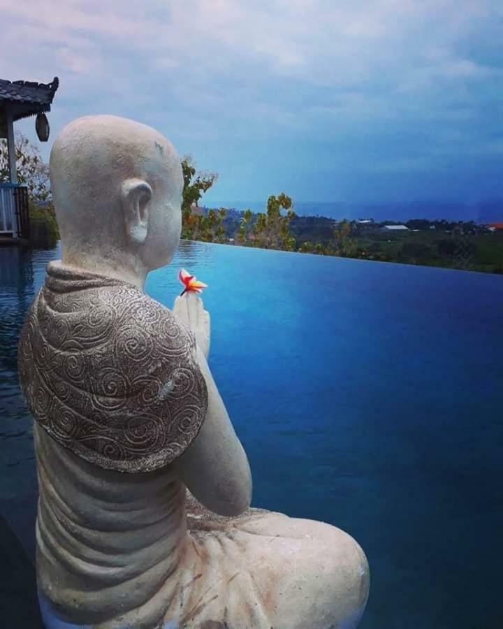 The Kayu Manis Villa 罗威那 外观 照片