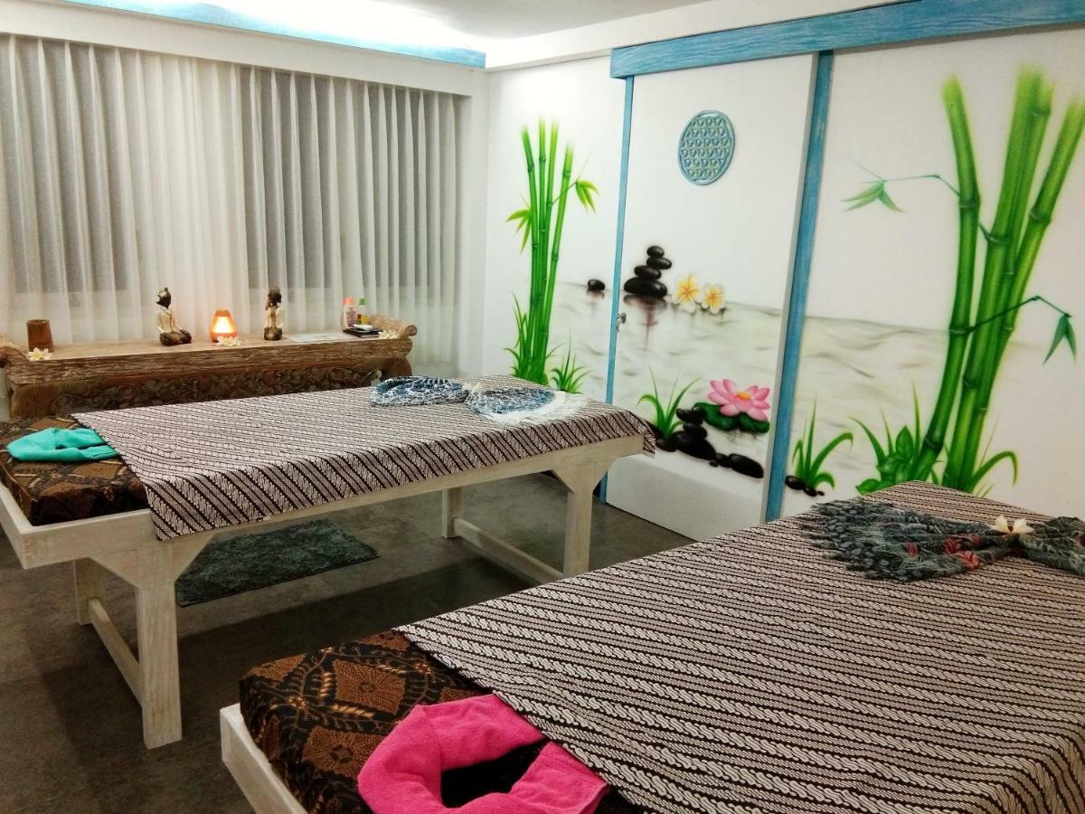 The Kayu Manis Villa 罗威那 外观 照片